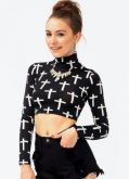 CROSS PRINTED TURTLENECK CROPPED TOP